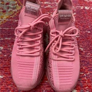 Cute Sparkling Pink Maddens